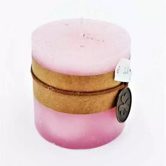 Candela colore rosa con trifoglio Ø7.5cm H7.5cm - cnd 769417 - Il patio store